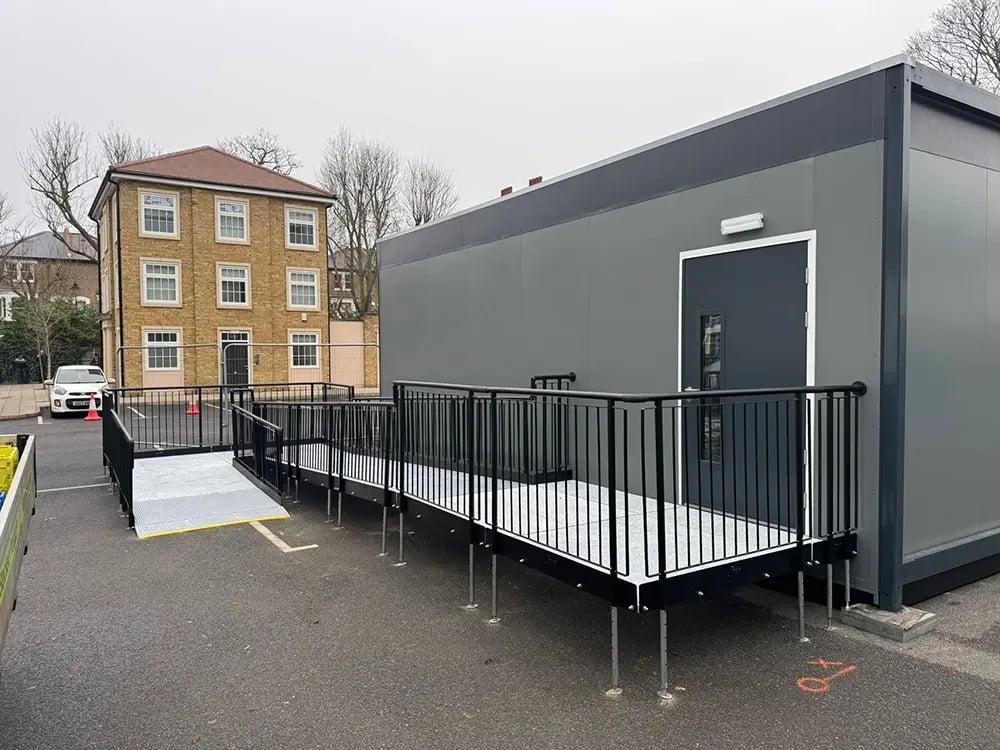 Temporary modular building with ramp access at the University of West London