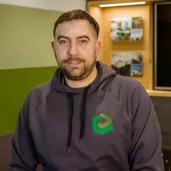 Copy-of-20240408_Nozzle_Headshot (9)