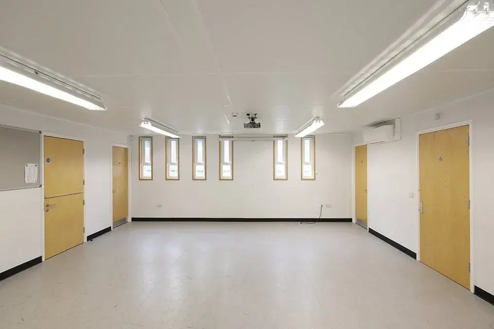 KNUTSFORD-NWRFCA-PROJECTOR-ROOM