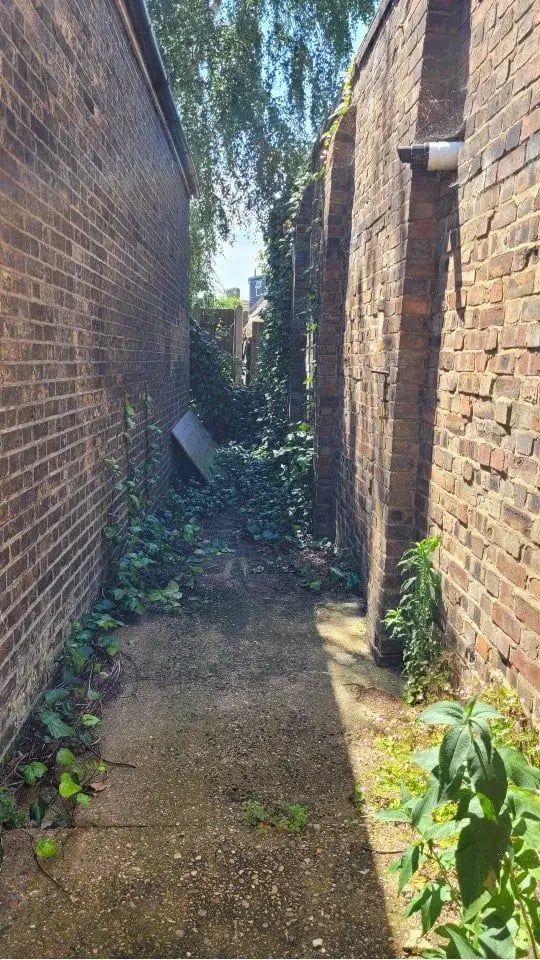 Old-estate-footprint