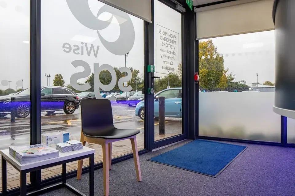 SGS-gatehouse-interior