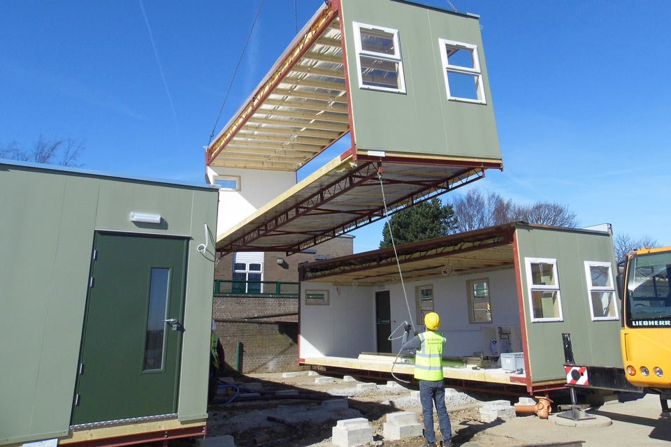 Lowering a Highbury School modular building by crane